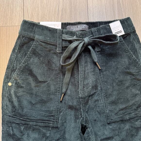 NWT Judy Blue Emerald Green High-Waisted Corduroy Cuffed Jogger Pants 0/24 - Picture 4 of 14